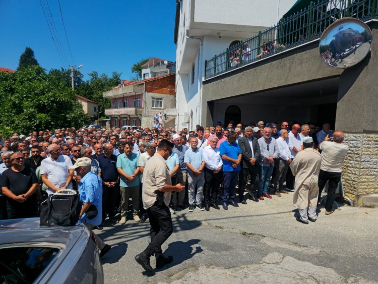 Kestaneci Mahallesi Muhtarı Yücel Gökmen’e Son Veda.