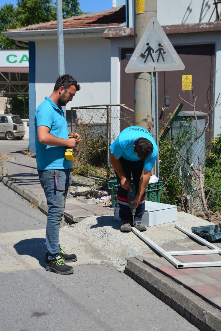 GÜLÜÇ VESİLE DİKMEN İLKOKULU SAHASINDA ÇALIŞMALAR DEVAM EDİYOR!