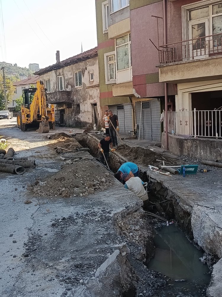 ÖRENCİK MAHALLESİNDE ÇALIŞMALAR SÜRÜYOR!