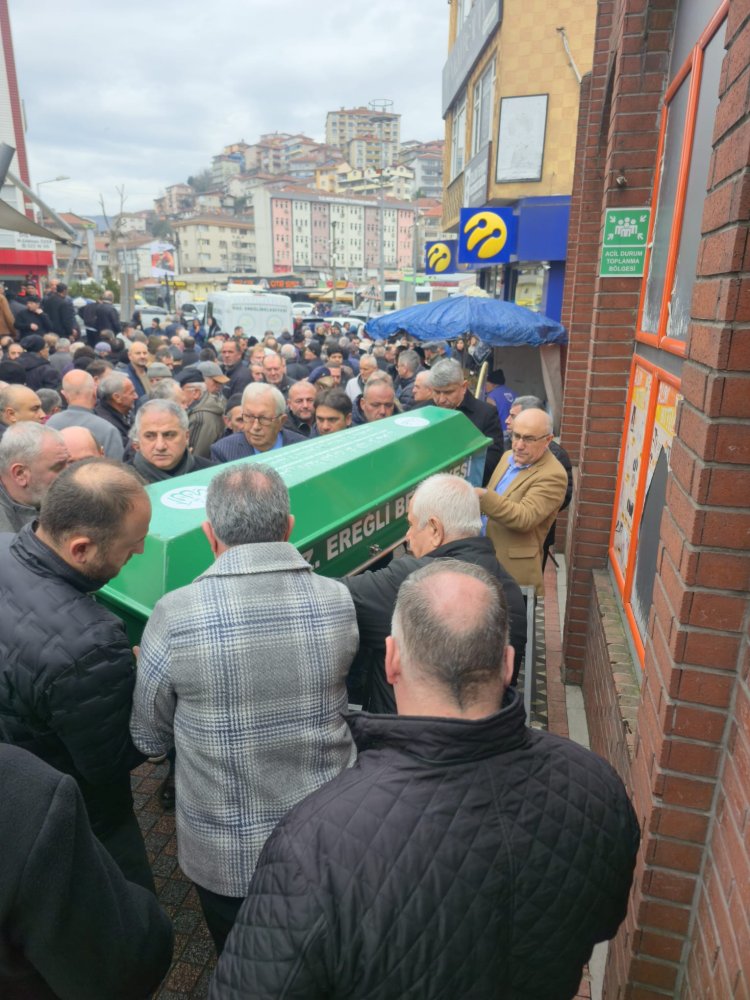 Cenaze Merasimine katılım sağladık...