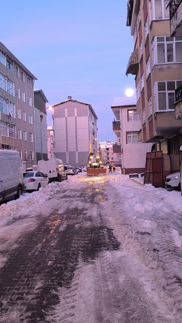 BELEDİYE BAŞKANIMIZ SADIK RECEP KARA İNCELEMELERDE BULUNDU...