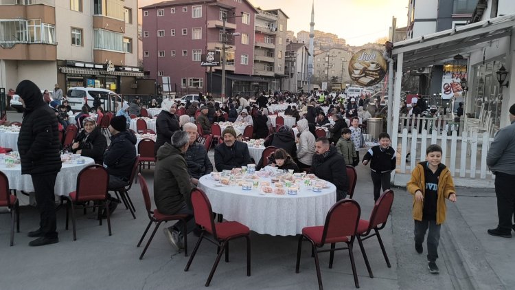 GÜLÜÇ BELEDİYEMİZİN DÜZENLEDİĞİ İFTAR PROGRAMI YOĞUN KATILIMLA GERÇEKLEŞTİ