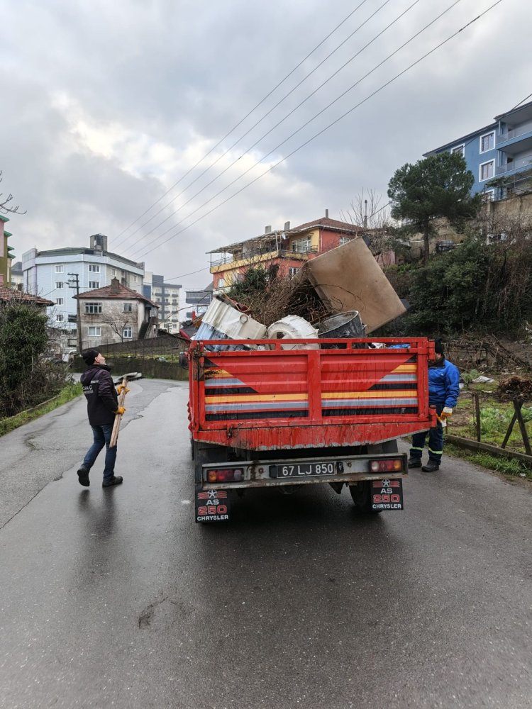 TEMİZLİK ÇALIŞMALARIMIZ ARALIKSIZ OLARAK DEVAM EDİYOR...