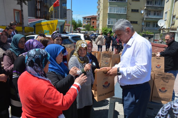 ATA TOHUMU FİDELERİ HEMŞEHRİLERİMİZLE BULUŞTU