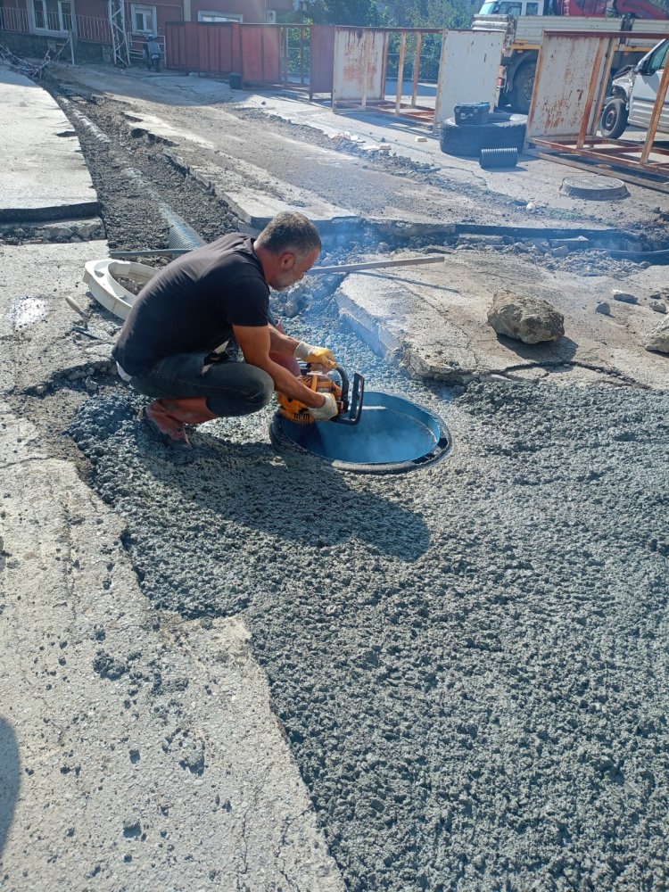 ÖRENCİK MAHALLESİNDE ALTYAPI SORUNU TARİH OLUYOR!