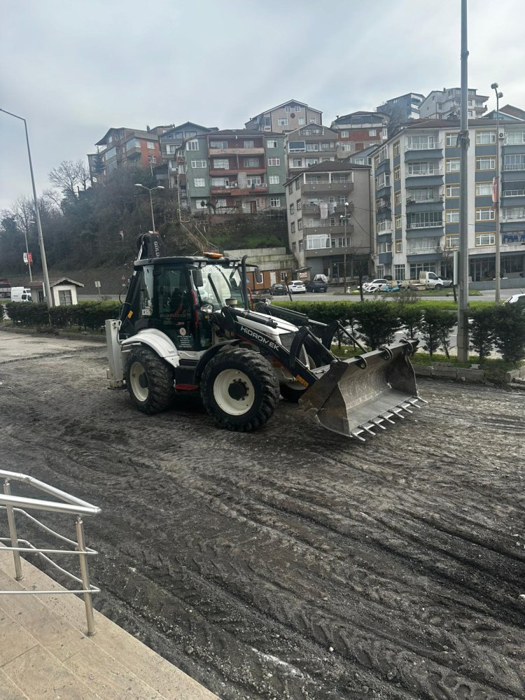 KİLİT PARKE TAŞ ÇALIŞMALARIMIZ ARALIKSIZ OLARAK DEVAM EDİYOR...