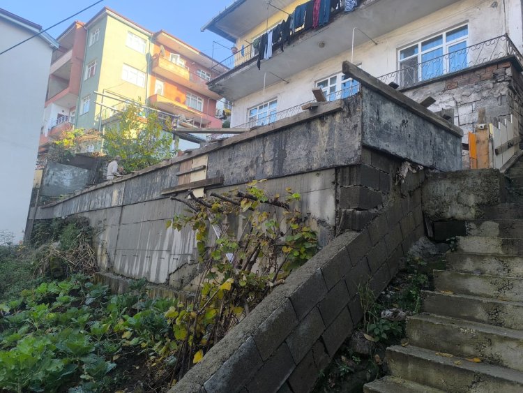 MERDİVEN SOKAKTA ÇALIŞMALARIMIZ ARALIKSIZ OLARAK DEVAM EDİYOR...