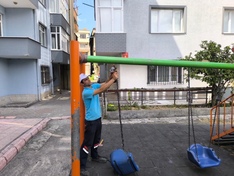 PARKLARIMIZDA BAKIM VE ONARIM ÇALIŞMALARI ARALIKSIZ OLARAK DEVAM EDİYOR...