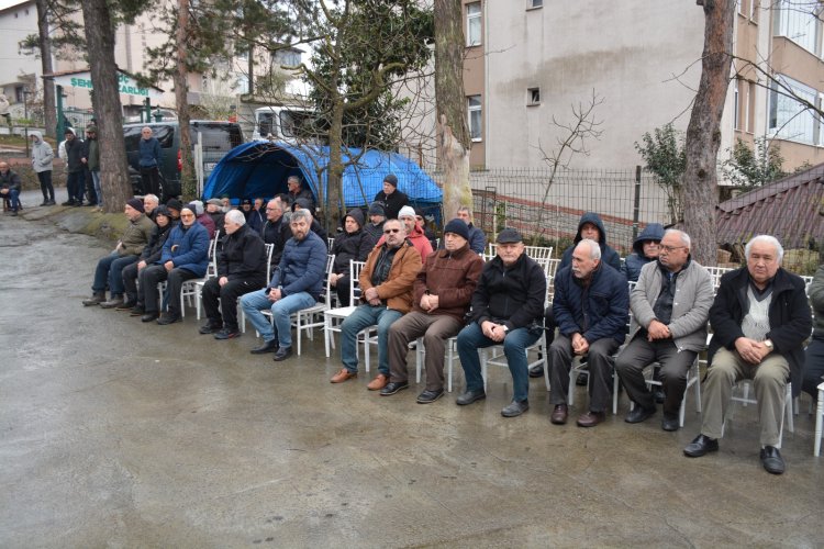 AREFE GÜNÜ KURAN-I KERİM VE MEVLİDİ ŞERİF PROGRAMI BELDE MEZARLIĞIMIZDA DÜZENLENDİ