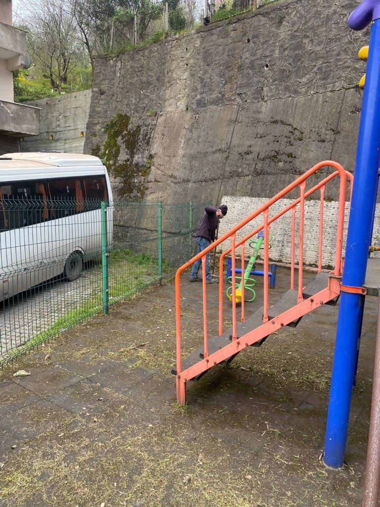 BELDEMİZDE HUMMALI ŞEKİLDE TEMİZLİK ÇALIŞMALARIMIZ DEVAM EDİYOR...
