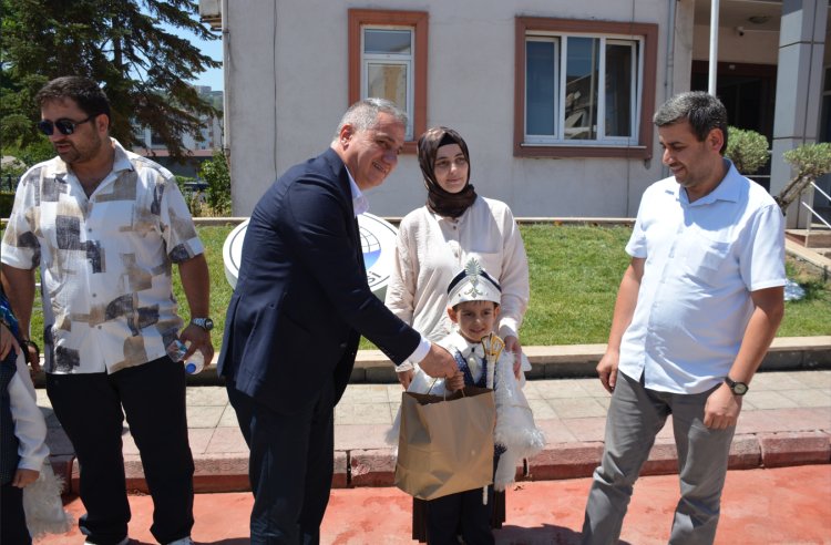 GÜLÜÇ BELEDİYESİ’NDEN GELENEKSEL SÜNNET ŞÖLENİ