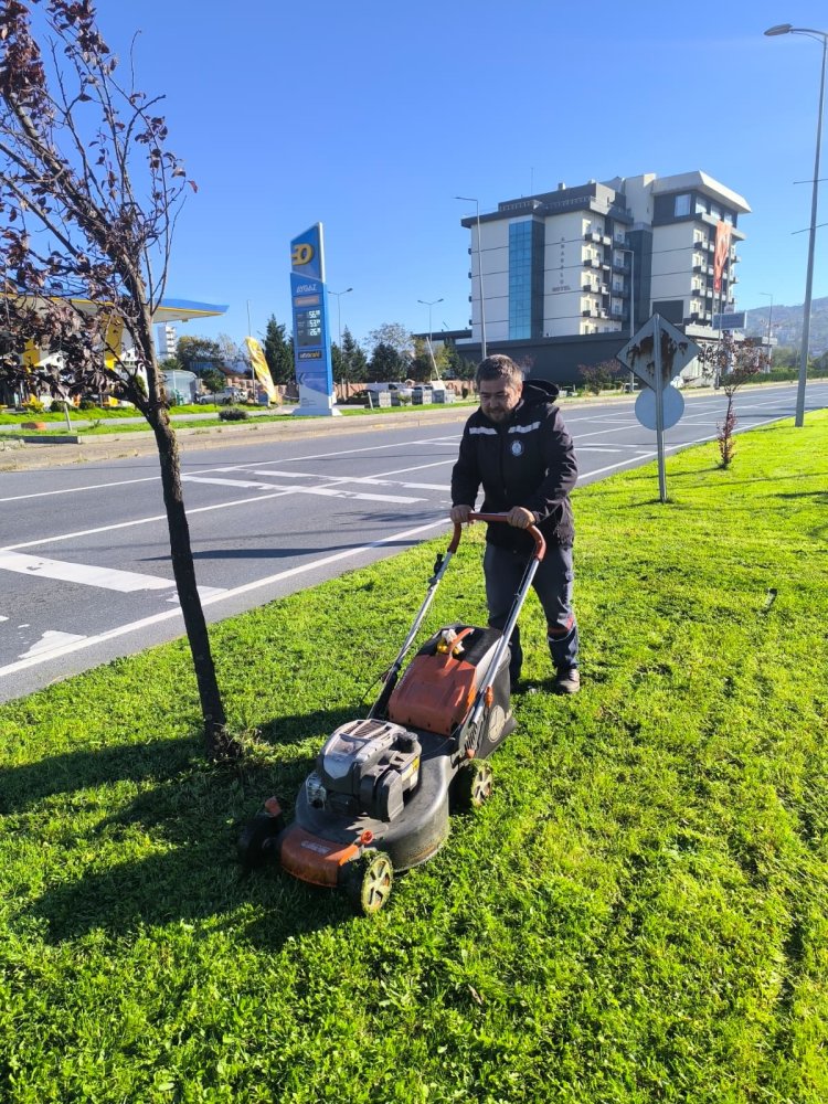 GÜLÜÇ BELEDİYESİ EKİPLERİ SAHADA, HİZMET SEFERBERLİĞİ SÜRÜYOR!