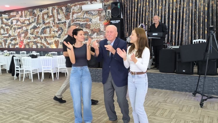 1 EKİM DÜNYA YAŞLILAR GÜNÜ KUTLU OLSUN