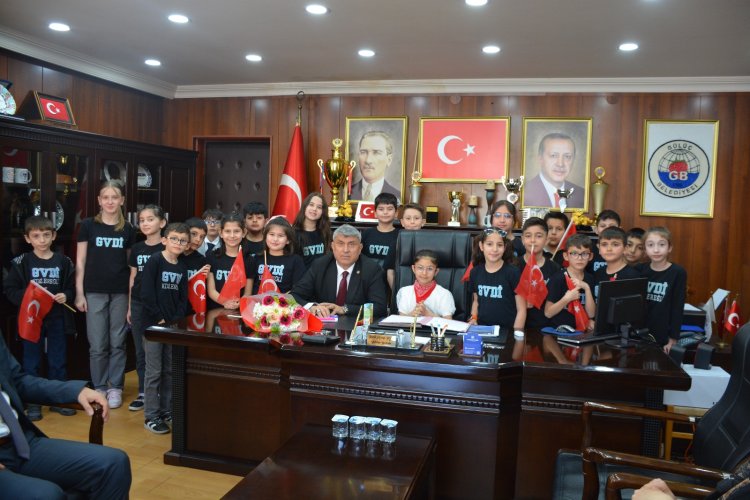 23 NİSAN ULUSAL EGEMENLİK VE ÇOCUK BAYRAMI KUTLU OLSUN