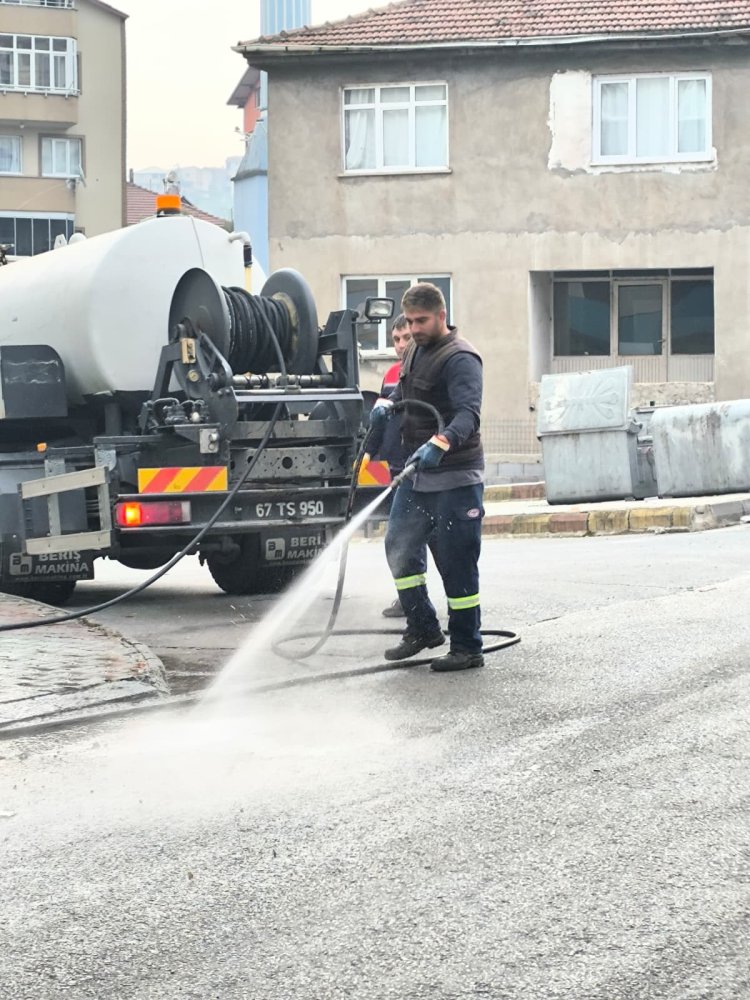 GÜLÜÇ BELEDİYESİ EKİPLERİ SAHADA, HİZMET SEFERBERLİĞİ SÜRÜYOR!