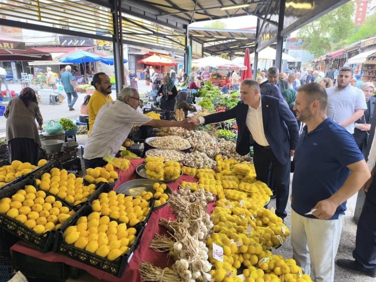 Kdz. Ereğli Kapalı Pazaryeri’nde Esnaf ve Hemşehrilerimizle Bir Aradayız