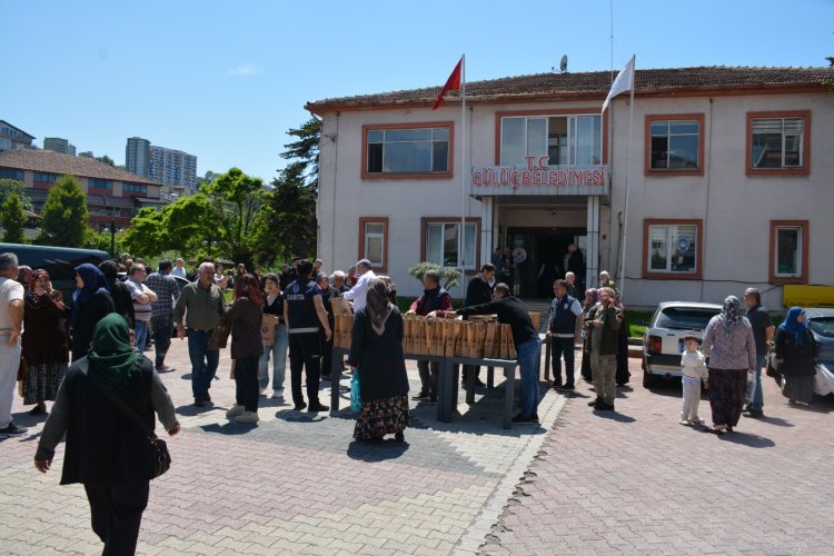 ATA TOHUMU FİDELERİ HEMŞEHRİLERİMİZLE BULUŞTU
