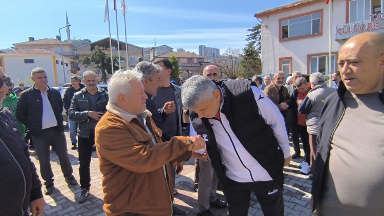 BELEDİYE BAŞKANIMIZ SADIK RECEP KARA VE MECLİS ÜYELERİMİZİ UMRE YOLCULUĞUNA UĞURLANDI