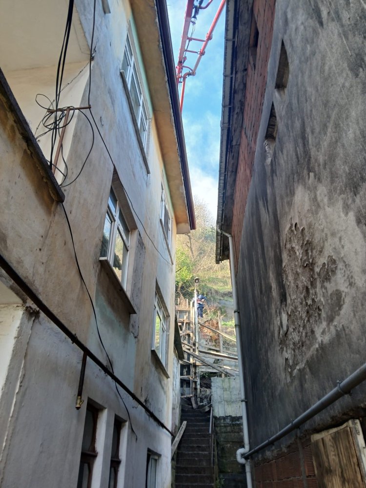 EKİPLERİMİZ İVEDİLİKLE HAREKETE GEÇTİ...