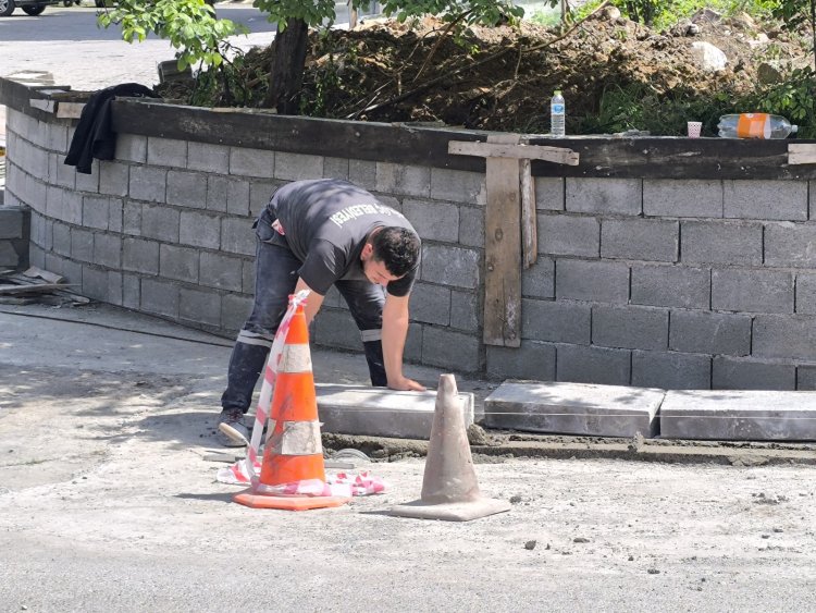 ÇALIŞMALARIMIZ ARALIKSIZ OLARAK DEVAM EDİYOR...
