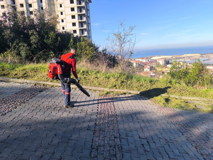 BELDEMİZ GENELİNDE TEMİZLİK ÇALIŞMALARIMIZ ARALIKSIZ OLARAK DEVAM EDİYOR...