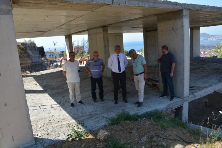 BELEDİYE BAŞKANIMIZ GÜLÜÇ MİLLET BAHÇESİNE İNCELEMELERDE BULUNDU