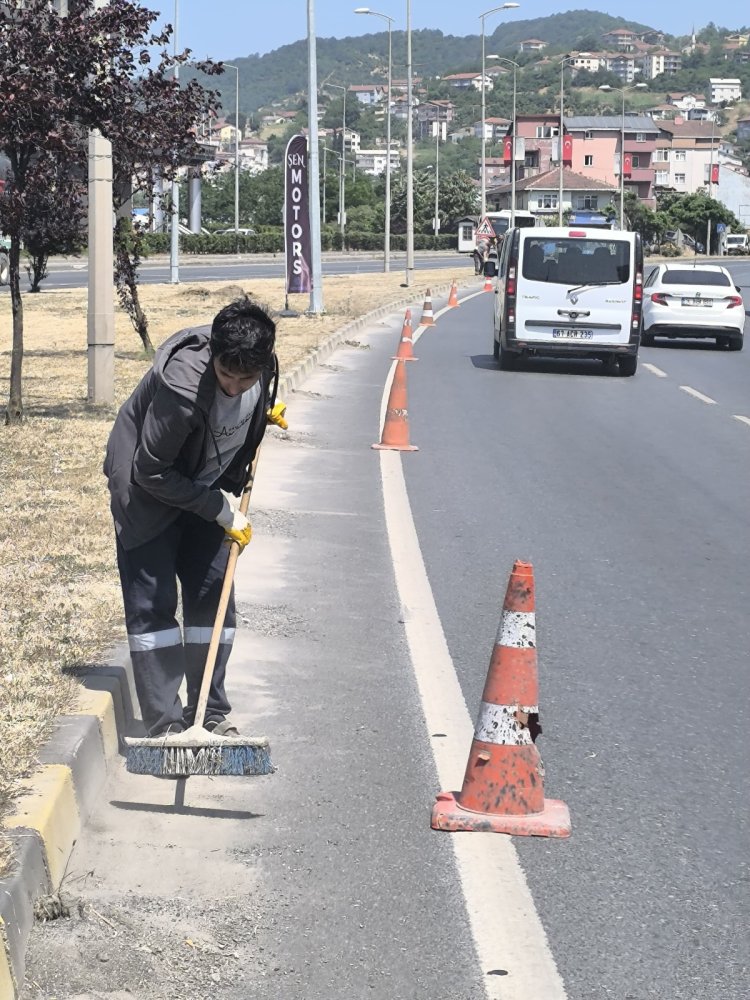 GÜLÜÇ'TE TEMİZLİK SEFERBERLİĞİ DEVAM EDİYOR...