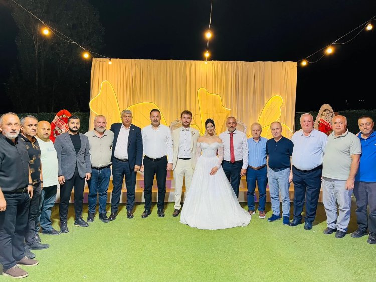 GENÇ ÇİFTİMİZE BİR ÖMÜR BOYU MUTLULUKLAR DİLERİZ