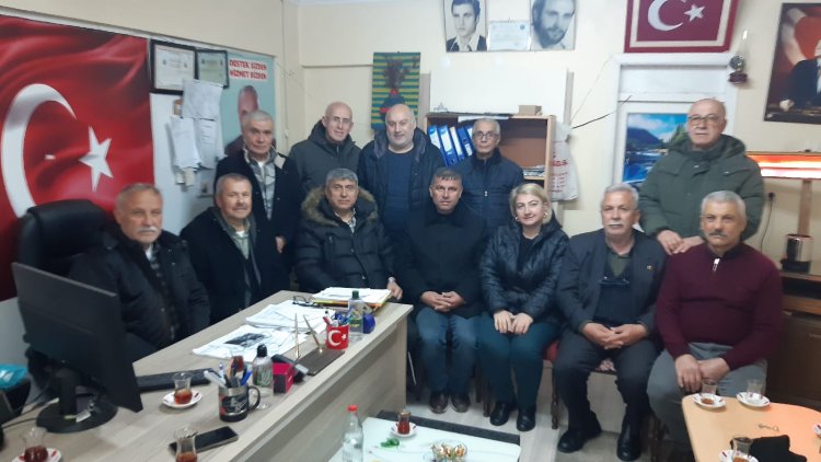 GÜLÜÇ İÇİN EL ELE