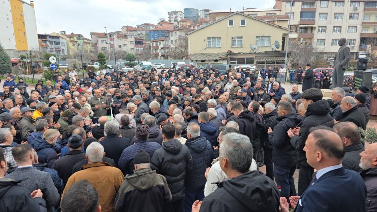 BELEDİYE PERSONELİMİZ MERHUM İBRÂHİM HASÇELİK İÇİN TÖREN DÜZENLENDİ....