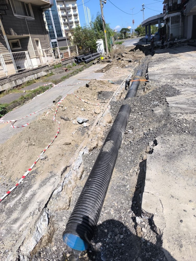 ÖRENCİK MAHALLESİNDE ALTYAPI ÇALIŞMALARI SÜRÜYOR