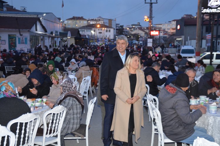 GÜLÜÇ BELEDİYEMİZİN DÜZENLEDİĞİ İFTAR PROGRAMI YOĞUN KATILIMLA GERÇEKLEŞTİ