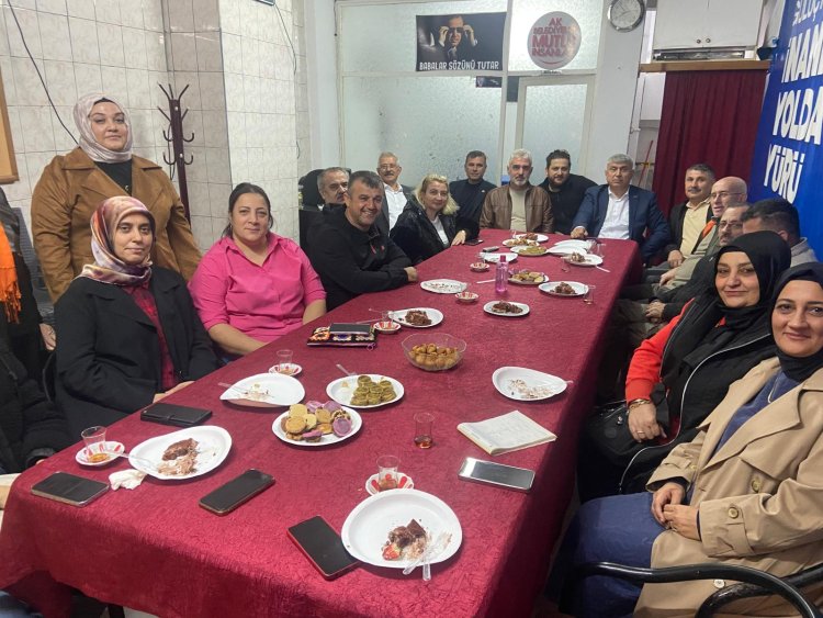 AK PARTİ GÜLÜÇ TEŞKİLATINDAN ANLAMLI KUTLAMA