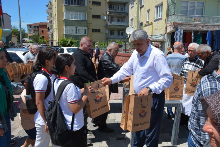 ATA TOHUMU FİDELERİ HEMŞEHRİLERİMİZLE BULUŞTU