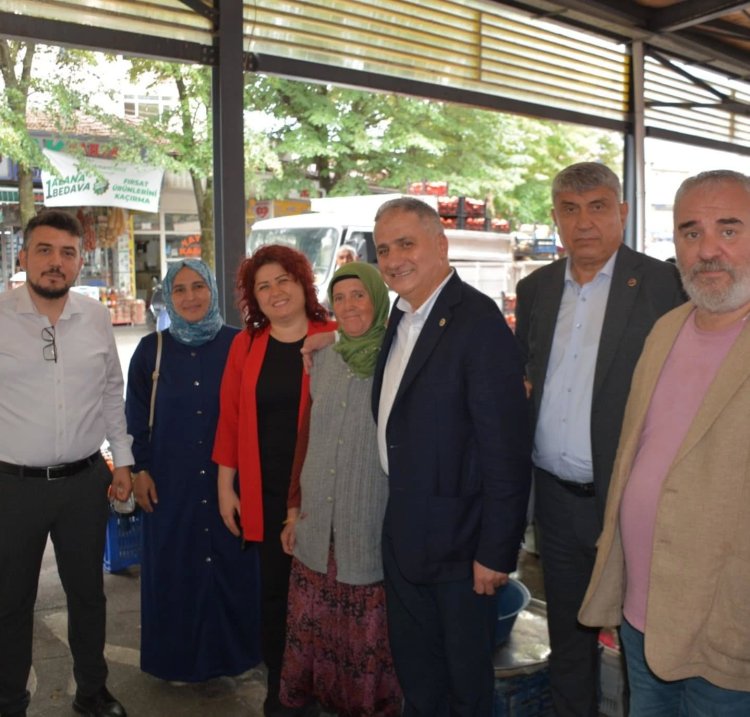 Kdz. Ereğli Kapalı Pazaryeri’nde Esnaf ve Hemşehrilerimizle Bir Aradayız
