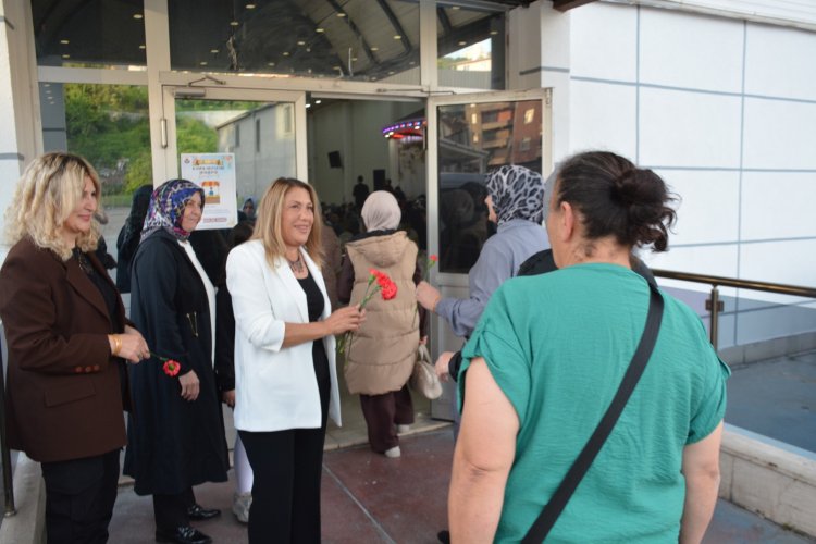 ANNELER GÜNÜ KUTLU OLSUN