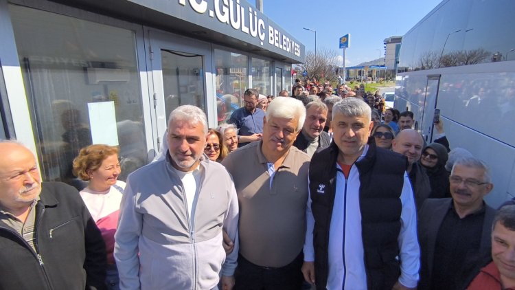 BELEDİYE BAŞKANIMIZ SADIK RECEP KARA VE MECLİS ÜYELERİMİZİ UMRE YOLCULUĞUNA UĞURLANDI
