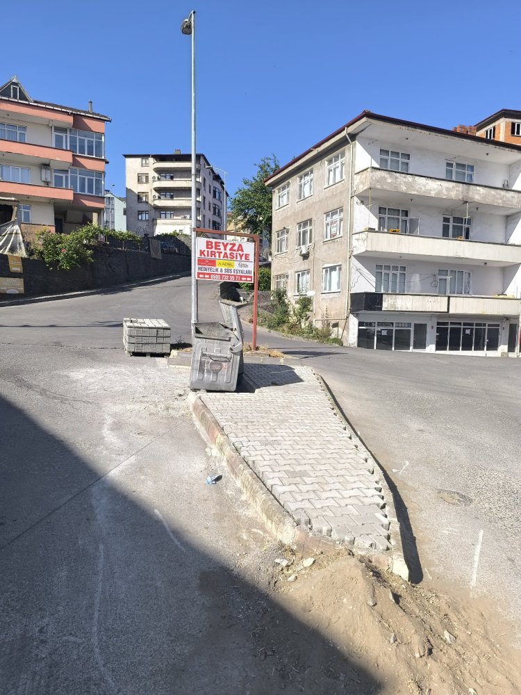 ÇEVRE DÜZENLEME ÇALIŞMALARIMIZ DEVAM EDİYOR...