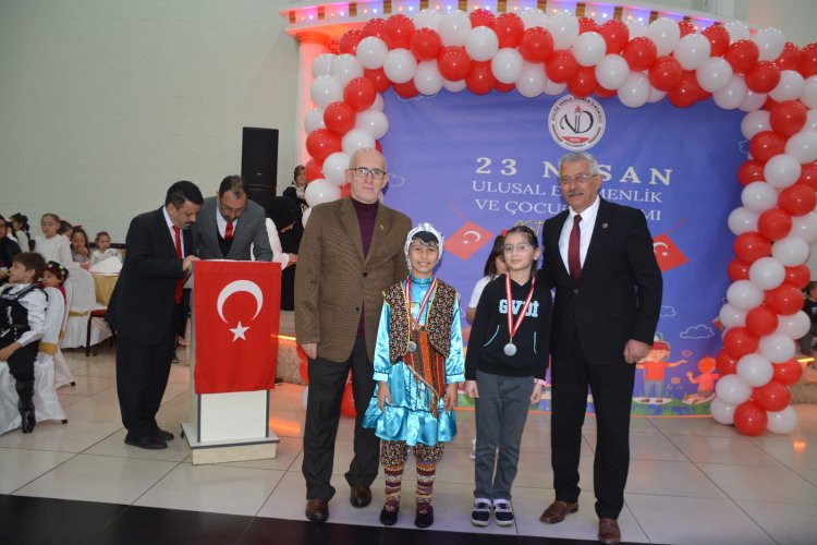 23 NİSAN ULUSAL EGEMENLİK VE ÇOCUK BAYRAMI KUTLU OLSUN