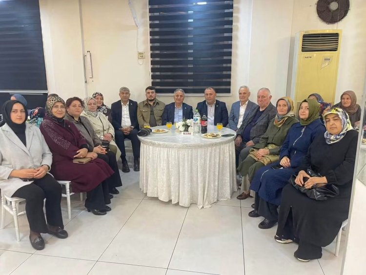 GENÇ ÇİFTİMİZE BİR ÖMÜR BOYU MUTLULUKLAR DİLERİZ...